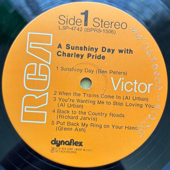 Vintage 1972 A Sunshiny Day with Charley Pride Vinyl Album RCA Stereo Records - Picture 5 of 7